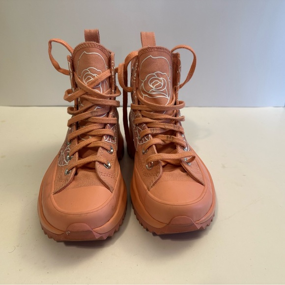 Converse Run Star Hike High Top Pink Quartz White Floral 571877C Women Size 7.0 - Picture 3 of 12